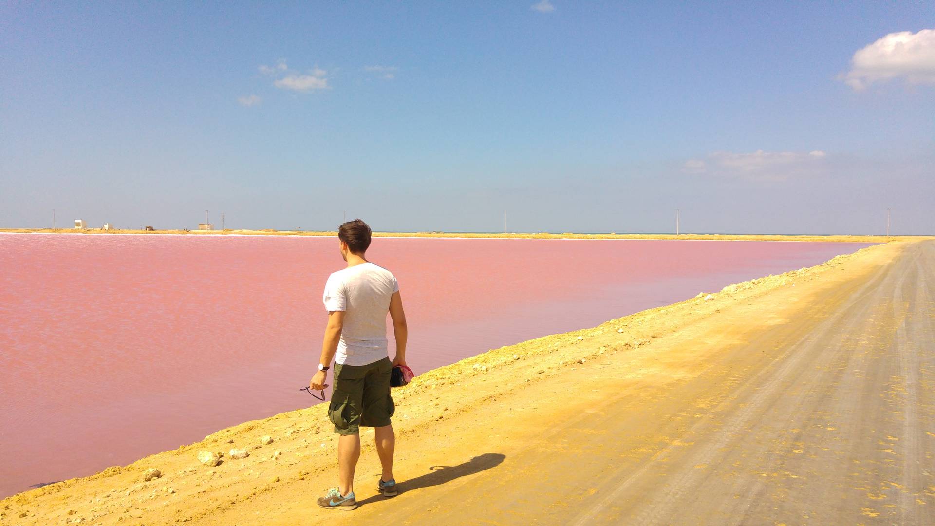 Manaure salt lake